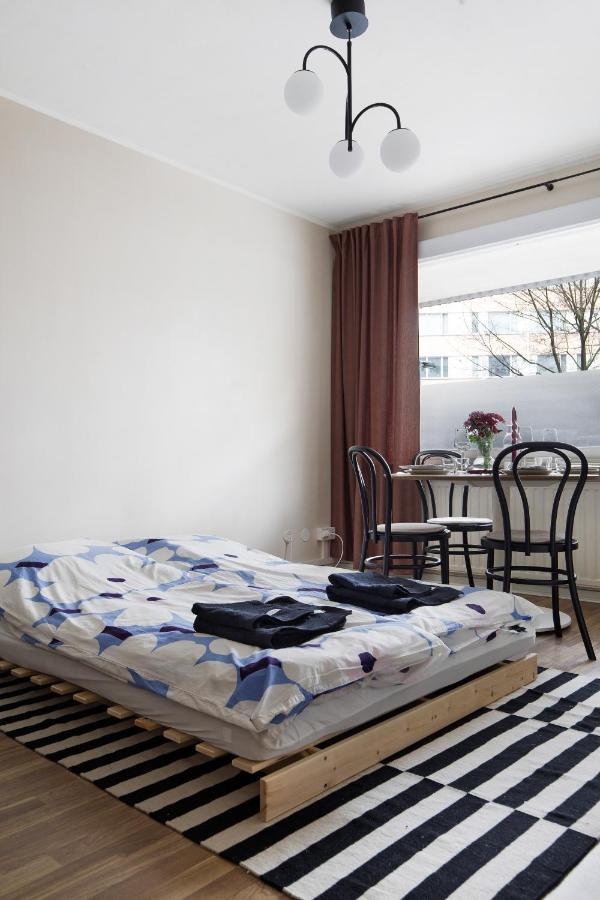 Trendy Nordic Studio By Tram Stop 赫尔辛基 外观 照片